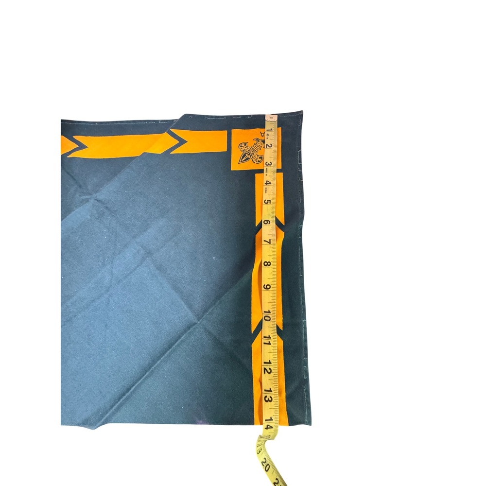 Vintage BSA Explorer Scout Neckerchief Green Gold Boy Scouts Uniform Scarf 1970 - Picture 9 of 9